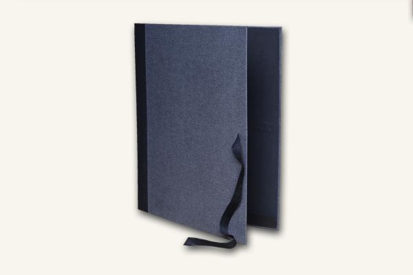 Elegant orchestral music folder with ribbon, 39 x 27 cm